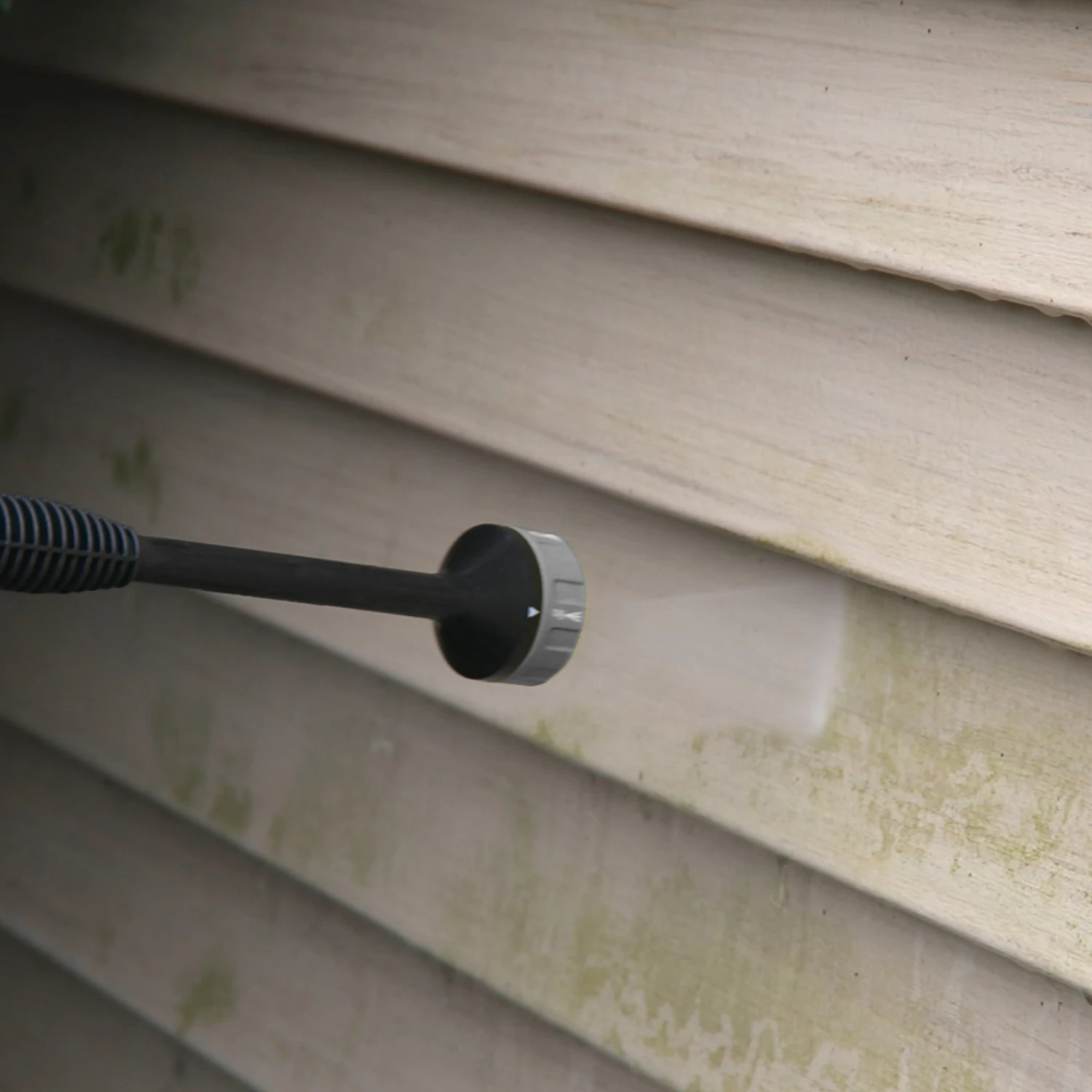 Sun Joe 24V-PP350-BDL1-GRY 24-Volt* IONMAX Power Cleaner Kit | W/ 2.0-Ah Battery + Charger, Folding Bucket And Turbo Nozzle (Gray) | Ultra-Portable | 5-in-1 Twist Nozzle 6 Sun Joe 24V-PP350-BDL1-GRY 24-Volt* IONMAX Power Cleaner Kit | W/ 2.0-Ah Battery + Charger, Folding Bucket And Turbo Nozzle (Gray) | Ultra-Portable | 5-in-1 Twist Nozzle - Image 5