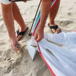 Bliss Hammocks BHT-A39-TO Pop-Up Beach Tent W/ Carry Bag | Sun Protectant & Wind Resistant, Durable, Breathable Mesh Walls | Collapsible Design (Teal & Orange) -Lennox Bliss Store 3Y4A0361