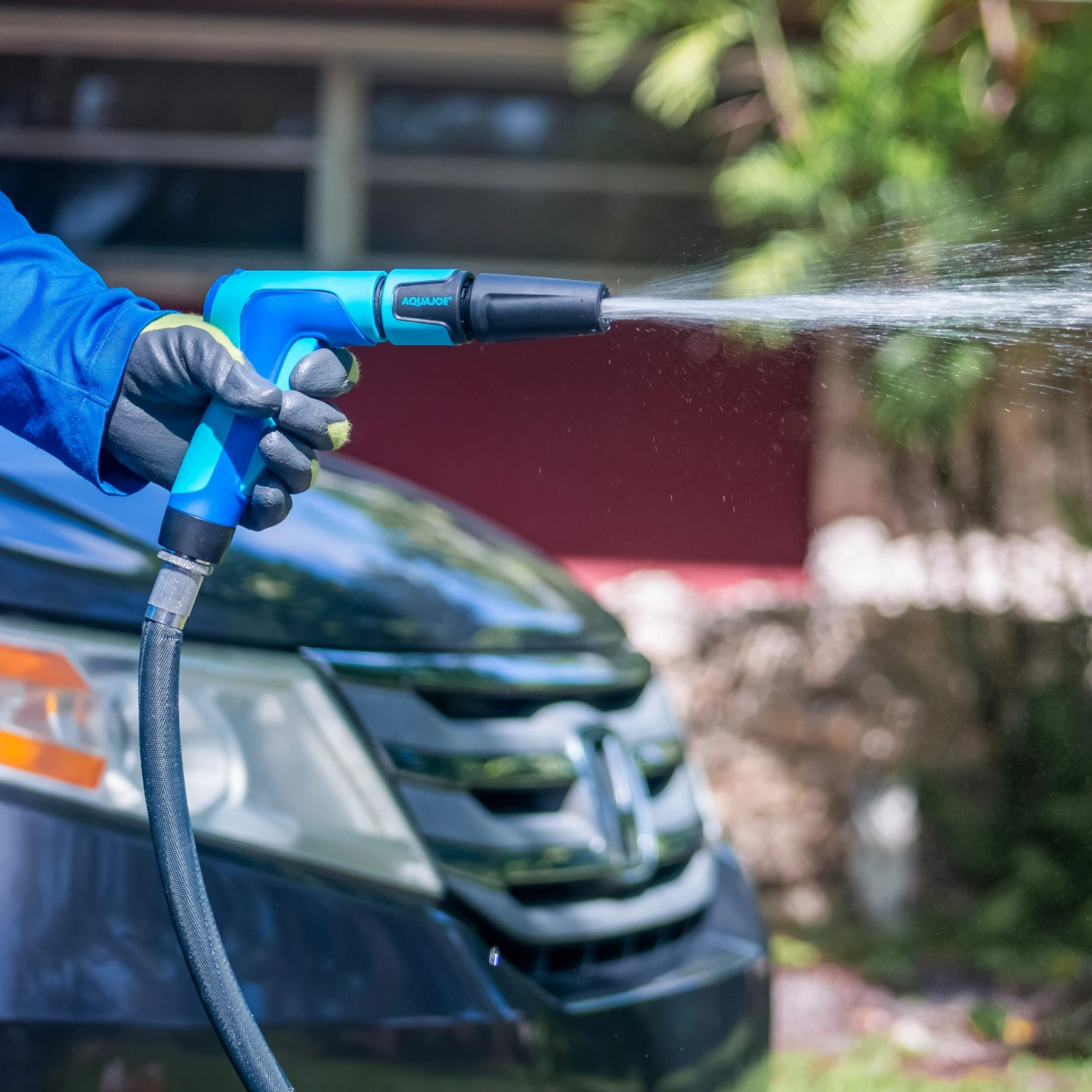 Aqua Joe AJ-SPXN 2-in-1 Hose-Powered Adjustable Foam Cannon Spray Gun Blaster With Spray Wash Quick-Connect To Any Garden Hose 9 Aqua Joe AJ-SPXN 2-in-1 Hose-Powered Adjustable Foam Cannon Spray Gun Blaster With Spray Wash Quick-Connect To Any Garden Hose - Image 7
