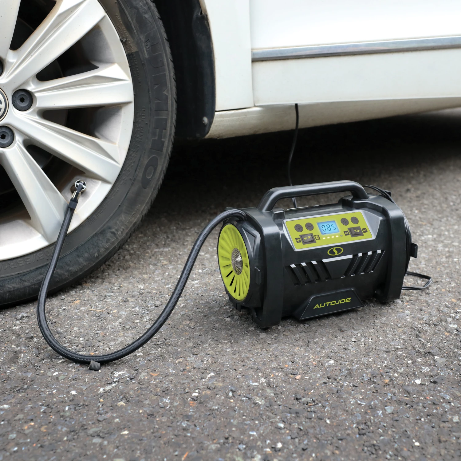 Auto Joe ATJ-AIR1-HYB Hybrid 12-Volt/120-Volt AC High Volume Tire Inflator/Deflator | W/ Digital Pressure Gauge, Tire Air Chuck Adaptor, Sports Pin, General Inflatable Valve, & Auto Shut Off | High Volume Output/Input 9 Auto Joe ATJ-AIR1-HYB Hybrid 12-Volt/120-Volt AC High Volume Tire Inflator/Deflator | W/ Digital Pressure Gauge, Tire Air Chuck Adaptor, Sports Pin, General Inflatable Valve, & Auto Shut Off | High Volume Output/Input - Image 7